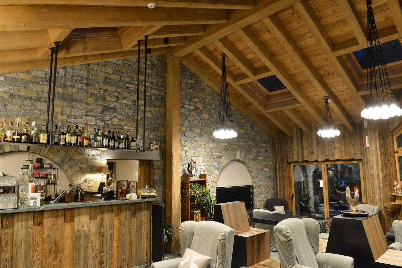 Hotel Maison Saint Jean Courmayeur Ngoại thất bức ảnh