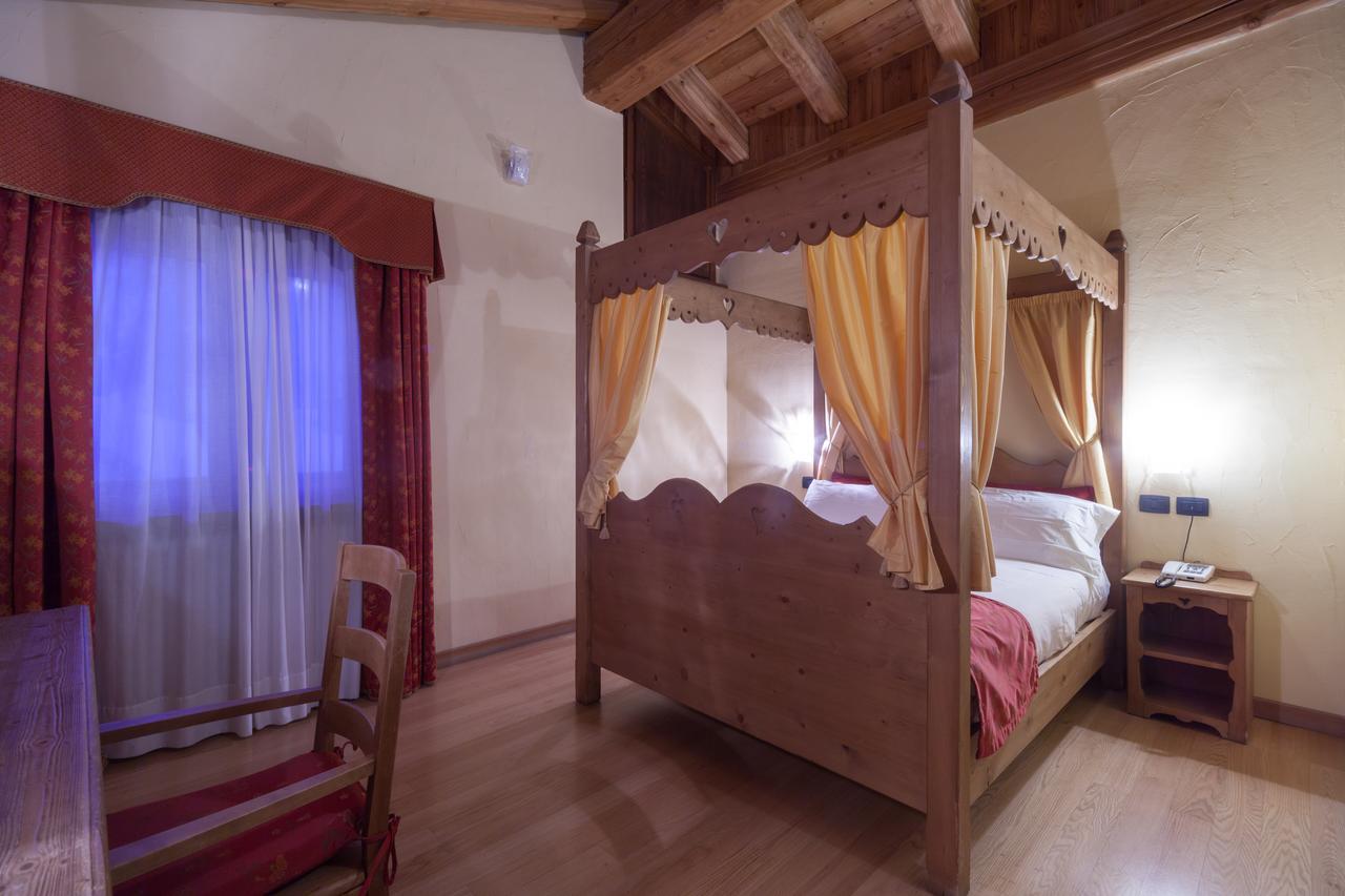 Hotel Maison Saint Jean Courmayeur Ngoại thất bức ảnh