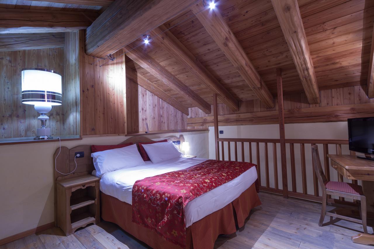Hotel Maison Saint Jean Courmayeur Ngoại thất bức ảnh